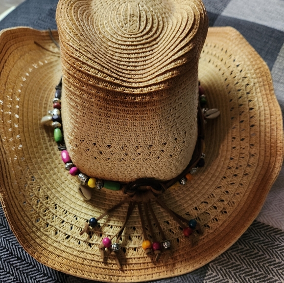 NIP... Women's western Hat - Picture 8 of 8